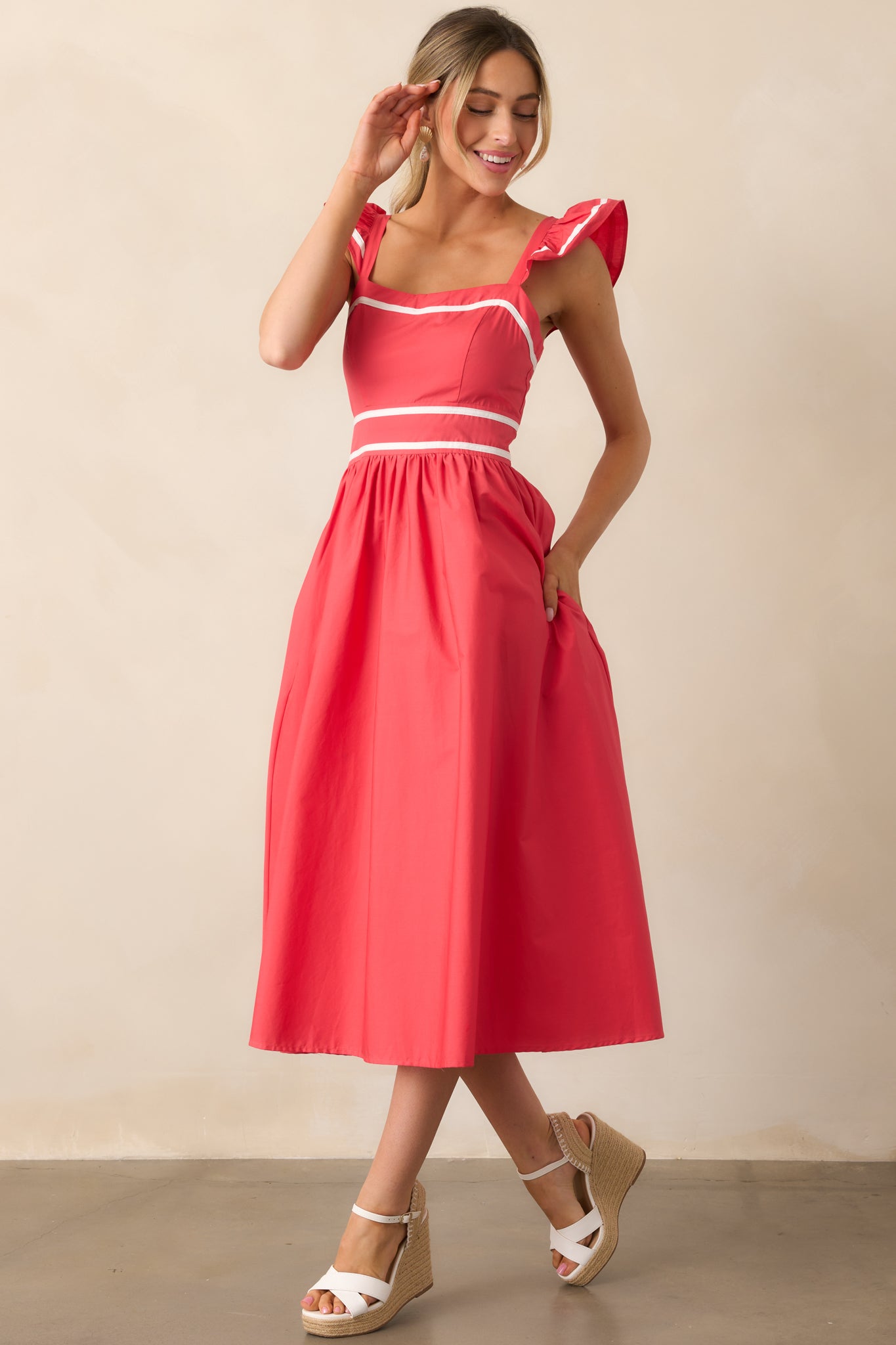 Exploring New Cities Tomato Red Cotton Midi Dress